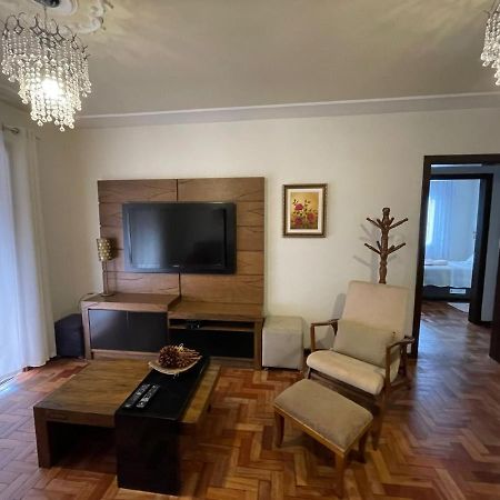 Apartamento para 9 pessoas - Blumenhaus 201 - uma quadra da Rua Coberta! Gramado Exterior foto