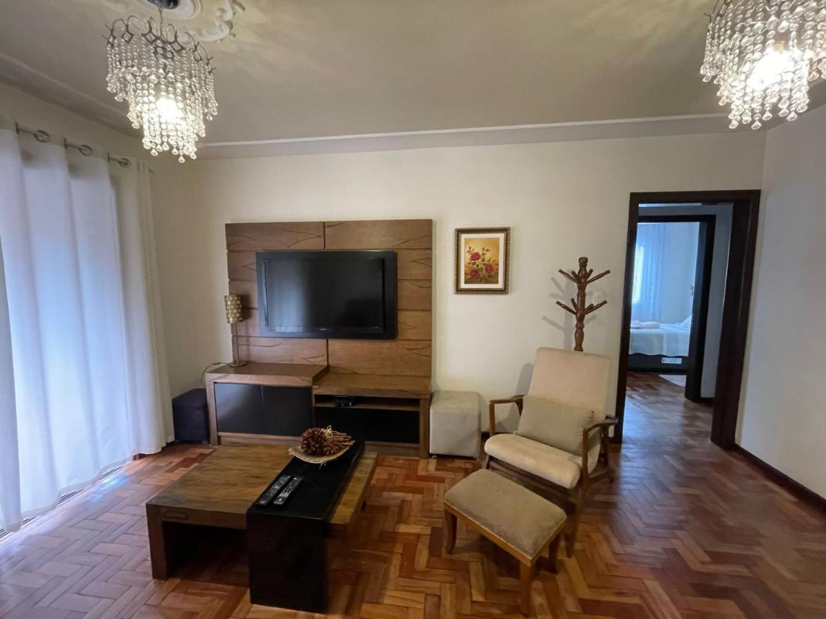 Apartamento para 9 pessoas - Blumenhaus 201 - uma quadra da Rua Coberta! Gramado Exterior foto